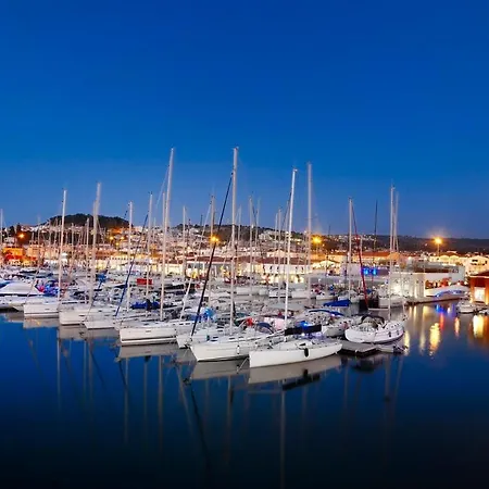E-my Marina Apartmán