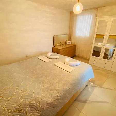 Апартаменты E-my Marina *