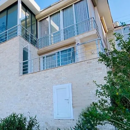 Апартаменты E-my Marina *