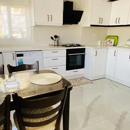 E-my Marina * Кешме